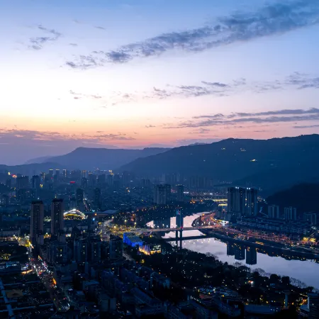 KAI YAN  Hotel, Kaizhou, Chongqing Отели рядом с достопримечательностью «Кэчжоу Большой Рынок»