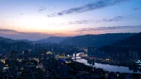 Atour Hotel Chongqing New Century Pedestrian Street Hotel in zona Liu Bocheng Former Residence