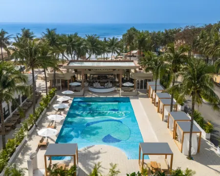 Blossom Harbor Riyue Bay Wanning Hotels in Wanning