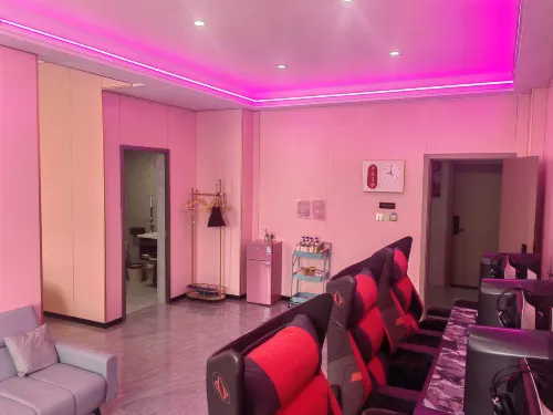 Jingzu E-sports Hotel (Fuzhou Dongxiang High-speed Railway Station Branch)