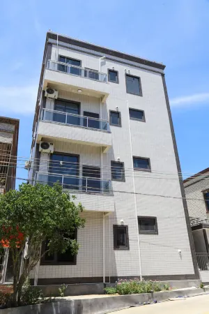 Zhanjiang Haiyu Homestay Отели рядом с достопримечательностью «Naozhou Lighthouse»