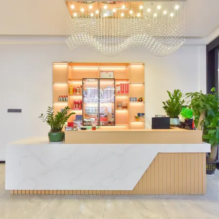 Xijiang Xinyue Boutique Stay (Qianhu Miao Village West Gate Tourist Service Center)