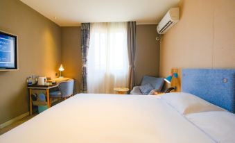 Homeinn · neo (Yangzhou Yizheng Zhenzhou West Road)