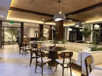 Litang Huaxi Yungu Hotel (Ririjia Village) Hotels in Litang