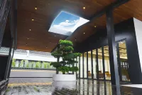 Jingdezhen Royal Kiln Factory Ruyuan Sky City Hotel (People's Square Branch)