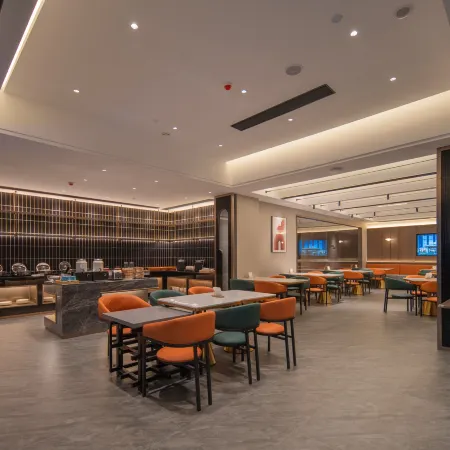 Molim Hotel (Shimen Commercial Pedestrian Street Branch)