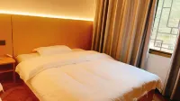 Hongye Xiangju Hostel