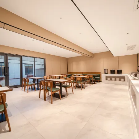 Kash YU Hotel