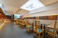 Furonglu Haitang Hotel (Furong Town Scenic Area Branch) - New