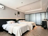 S Nice Hotel Hotels in The The Mixc