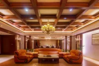 Linyin Holiday Hotel