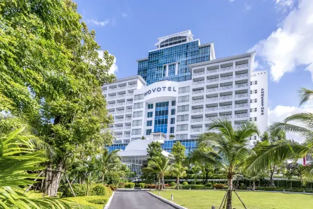 Novotel Phuket City Phokeethra Отели в г. Пхукет
