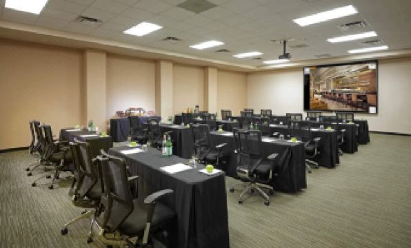 EB Hotel Miami Airport