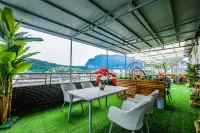 Shihe Yuanfang Homestay Hotels near Yangyuan Mountain