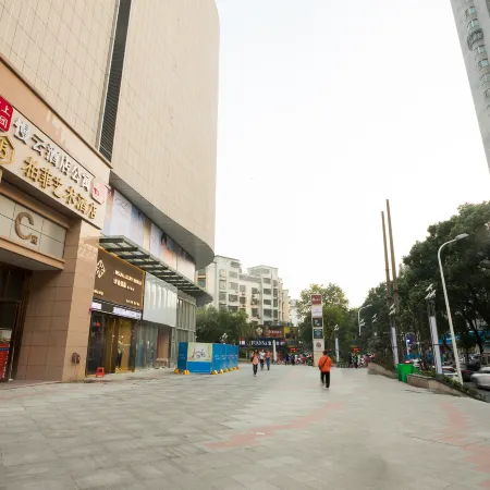 Yueyang Baifei Art Hotel (Yueyanglou Pedestrian Street)