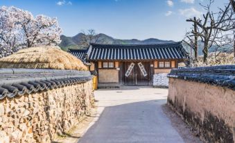 Rakkojae Andong Hahoe Hanok Hotel