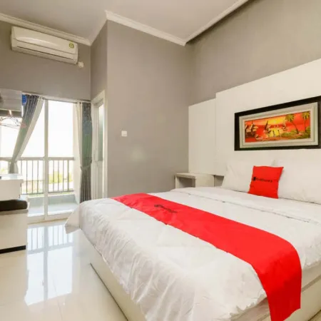 RedDoorz Resort Premium @ Sangkan Hurip Kuningan