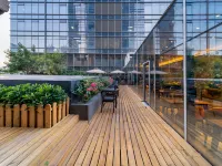 SPRING COMMERCIAL HOTEL(Shenzhen Nanshan Tianli Mingcheng Branch) Hotels near Poly Theatre