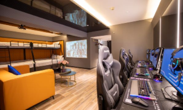 Luoyang Daka E-Sports Hotel (Xigong Wanda)