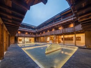 Longyan Yuru Dongchang Building Tulou Art Home Stay