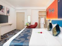 珠海菲比国际NIKK酒店 - 菲比园景高级大床房