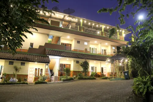 Villa Panderman Indah - Mountain view