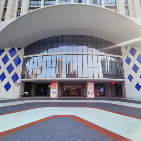 Fengwo Hotel (Xinyang High-speed Railway Station East Station)