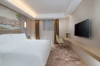 Vienna Hotel Hotel in zona CPC Liangfengjiang National Forest Park Committee