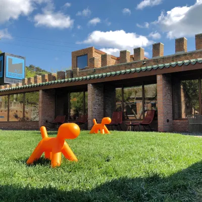BRICKYARD RETREAT Отели рядом с достопримечательностью «Великая Китайская Стена (Ма Тьян Ю)»