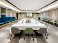 Homeinn Selected Hotel (Houma Xintian Plaza Jianbang International Wenming Road) โรงแรมในฮูมา