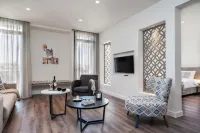 Urban Nest - Suites & Apartments