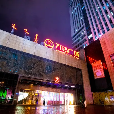 Lanjing Apartment Hotel