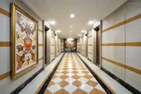 Enjoy a beautiful stay（MasWanDaGuangChangDian)