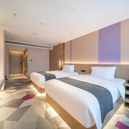 Lavande Hotel (Xinyi Zhongwu Road City Government)