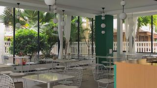 ease-villa-hotel