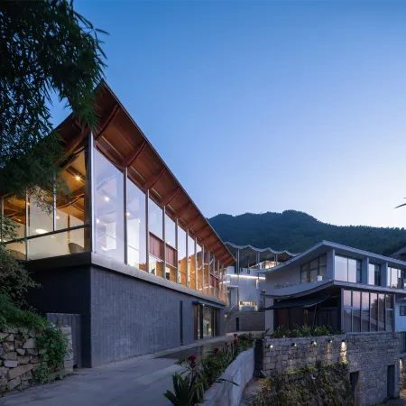 Lost Lodge Qianshan