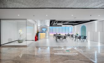 Tenwood Hotel (Xihua Road Caihongqiao Subway Station)