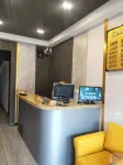 Yangcheng Rain House Hotel