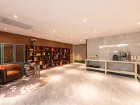 James Joyce Coffetel Hotel (Beijing Daxing Xinmeiti Gongan Daxue) Hotels near Daxing