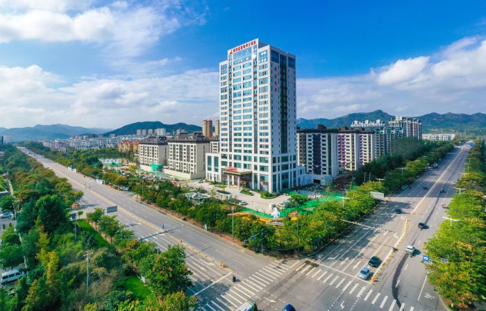 Yiyuan Yuan Tai Blue Horizon Jun Hua Hotel