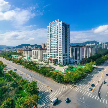 Yiyuan Yuan Tai Blue Horizon Jun Hua Hotel