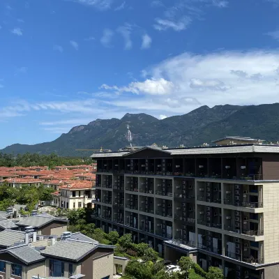 Hong Mingju Hot Spring Resort Hotel (Jin Yezi Branch) Hoteles cerca de Dafengmen Reservoir