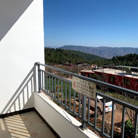 Yongren Sunrise Fangshan Hotel