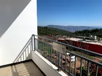 Yongren Sunrise Fangshan Hotel