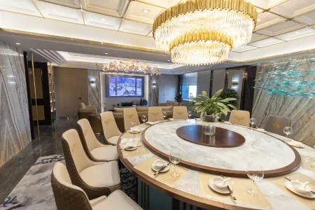 Shihezi Haozhou Hotel Отели рядом с достопримечательностью «Shihezi University - South District»