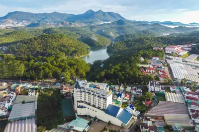 Ladalat Hotel Hotels near Golden Valley