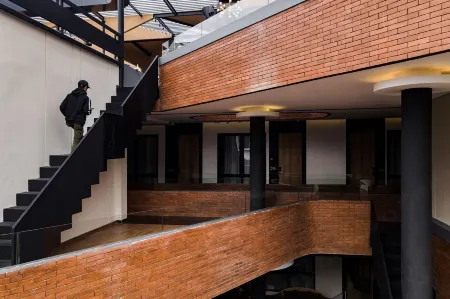 Allura Azana Resort Tawangmangu