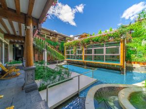 Yinshui Garden View Inn (Lijiang Old Town Mufu Branch)