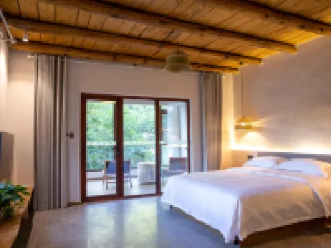 Yangpo Yard Hoteles en Condado de Zhashui