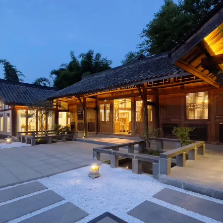 Shanghewan Courtyard B&B (Chengdu Qingbaijiang Shop)